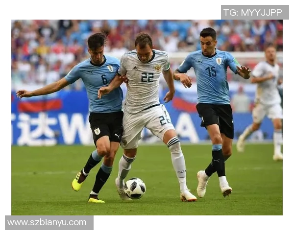 乌拉圭与智利激战正酣两队争夺世界杯入场券的关键对决